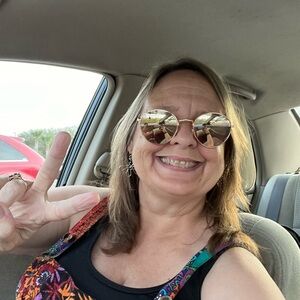 Meet your Posher, Joann